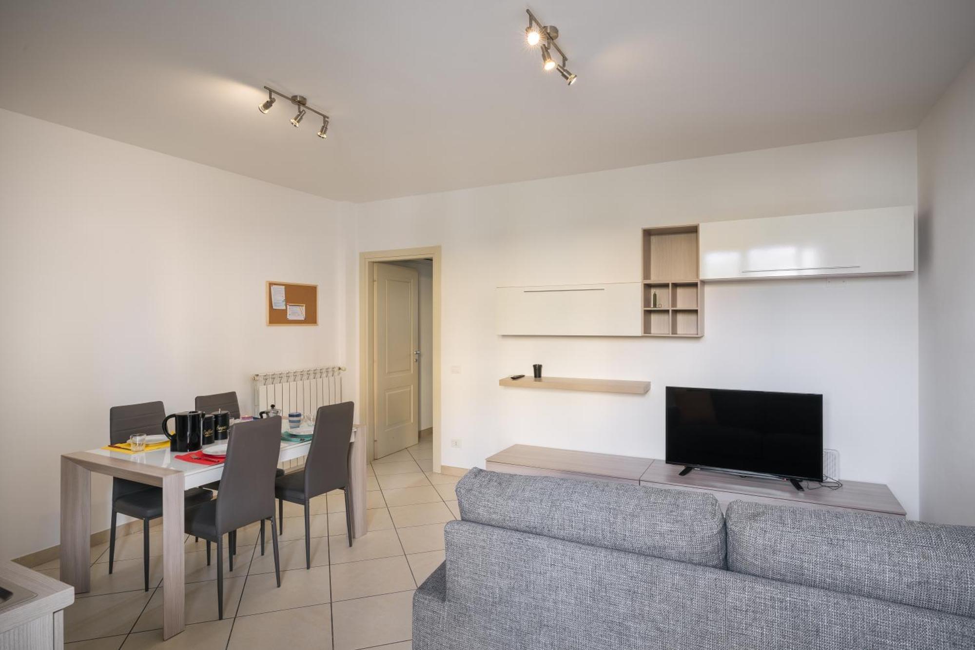 A Casa Di Anto Apartment Лука Екстериор снимка